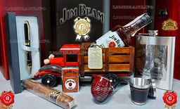Подаръчен комплект в дървен куфар Jeam Beam бърбън