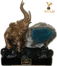 Слон 24к позлата с Мраморен камък,естествен Син Ахат,Обсидиан и Планински кристали върху постамент от черен гранит