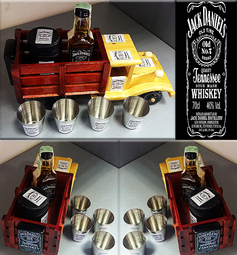 Сувенирен колекционерски комплект за подарък Jack Daniels 