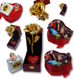Златна роза, бонбони, ангелче  и кутия сърце