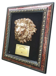 Бутиков уникален подарък с лъвска позлатена глава в рамка