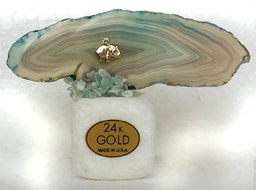 Подарък златно слонче,инкрустирано със скъпоценен камък Диамант и естествени камъни Ахат и Кварц