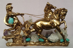 Златна римска колесница с естествени камъни