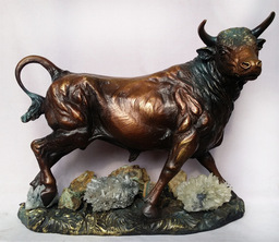 Статуетка бик 